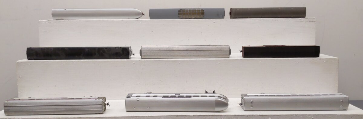 Rivarossi & Others HO Scale Passenger Cars [9] EX
