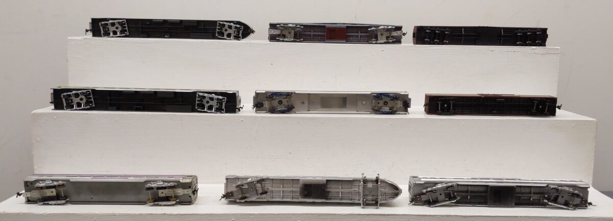 Rivarossi & Others HO Scale Passenger Cars [9] EX