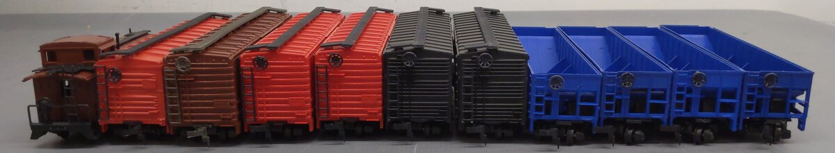Roco HO Scale Assorted Freight Cars  [11] EX