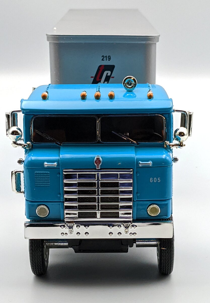 First Gear 19-1750 1:34 Diecast Bull-Nose COE Tractor with 35" Trailer VG/Box