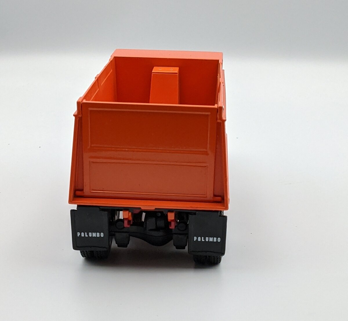 First Gear 19-1819 1:34 Diecast 1960 Model B-61 Mack Dump Truck EX/Box