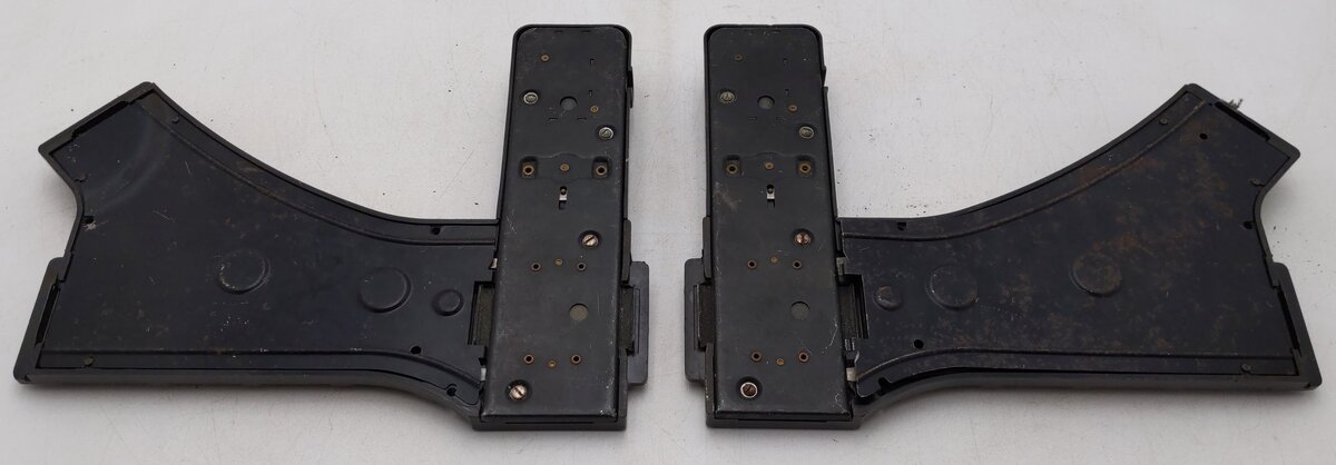 Lionel O22 Vintage O Left-Hand & Right-Hand Electric Remote Switches
