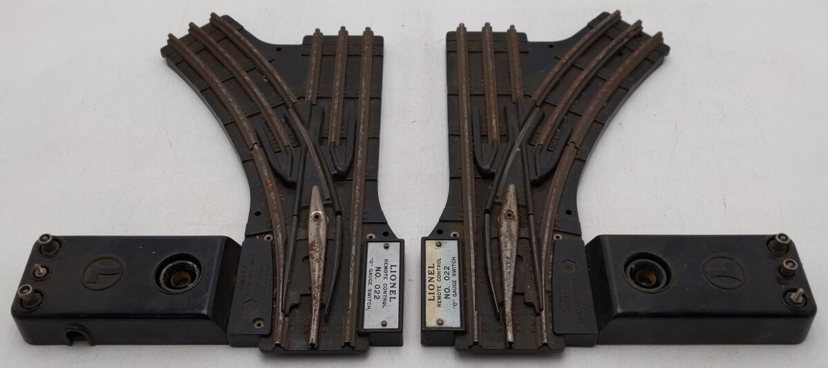 Lionel O22 Vintage O Left-Hand & Right-Hand Electric Remote Switches