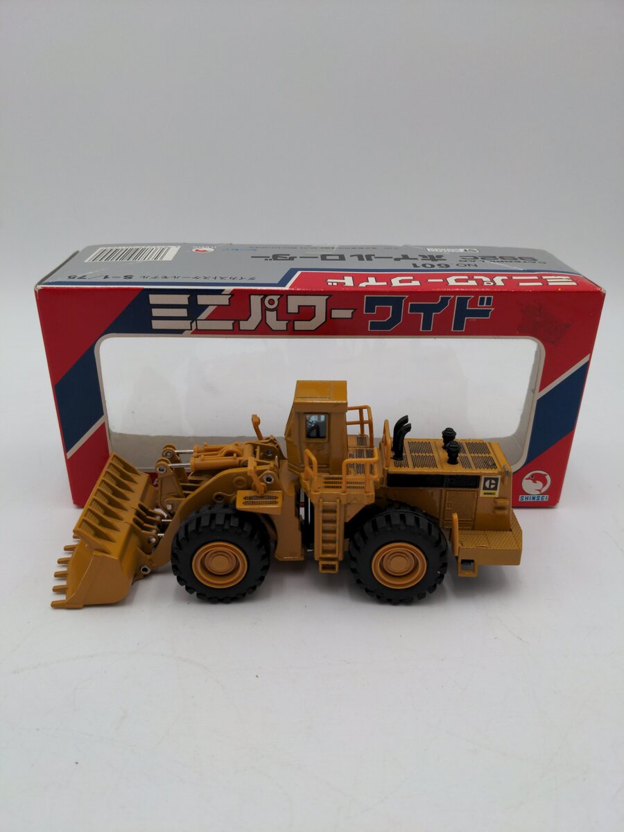 Shinsei 601 1:75 Caterpillar 992C Wheel Loader EX/Box