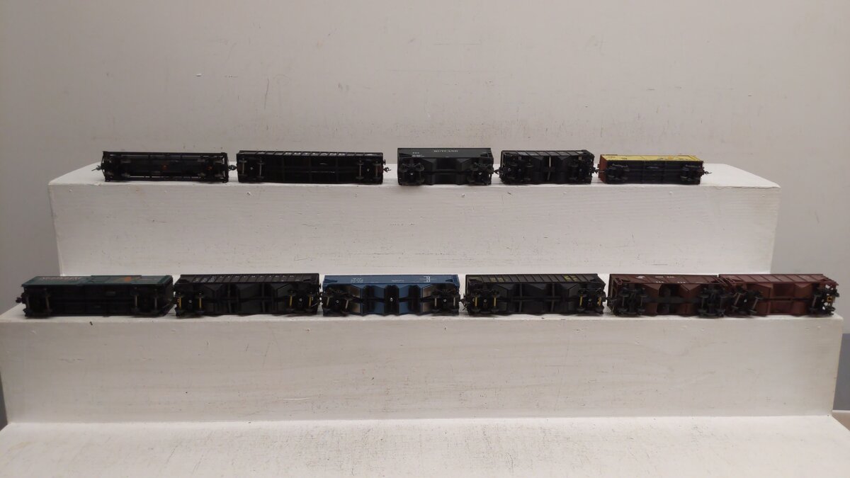 HO Scale CUSTOM Assorted Freight Cars: 2452, 80483, 478, 5589, 1021, 31206 [11]