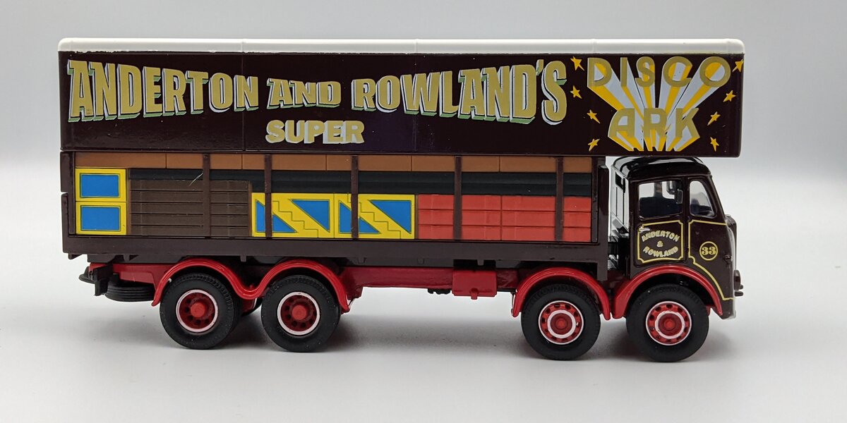 Corgi 2780 1:43 Showman's Circus House of Mirrors Atkinson Open Pole Truck Set MT/Box