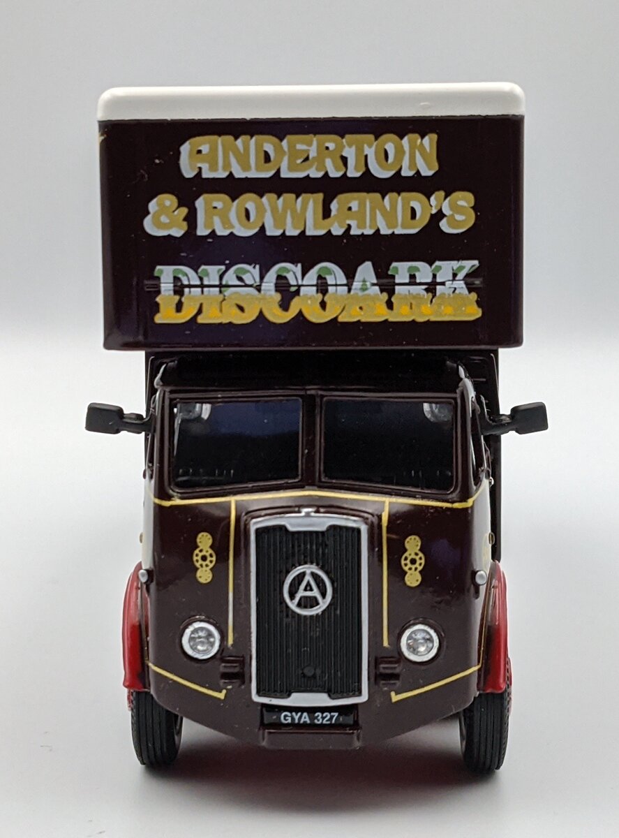 Corgi 2780 1:43 Showman's Circus House of Mirrors Atkinson Open Pole Truck Set MT/Box