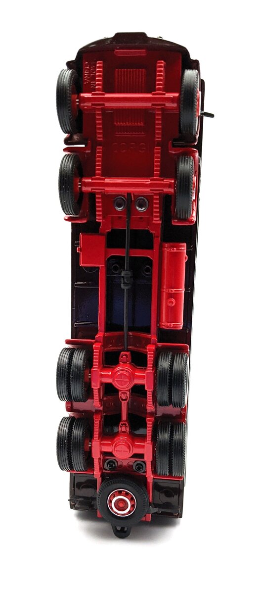 Corgi 2780 1:43 Showman's Circus House of Mirrors Atkinson Open Pole Truck Set MT/Box