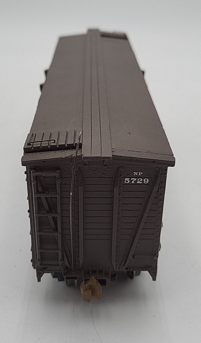 O Scale Northern Pacific Stock Car #5729 EX