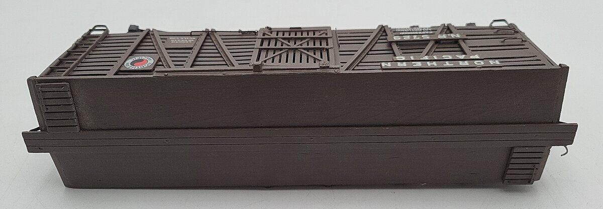 O Scale Northern Pacific Stock Car #5729 EX