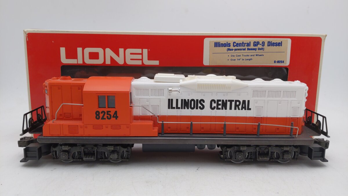 Lionel 6-8254 O Gauge Illinois Central GP-9 Dummy Diesel Locomotive EX/Box