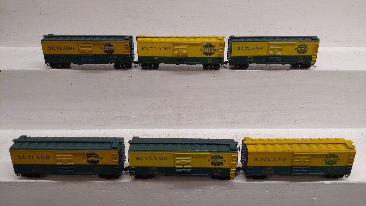 HO Scale CUSTOM Rutland Assorted Freight Cars: 408, 423, 100, 177, 104 [6]