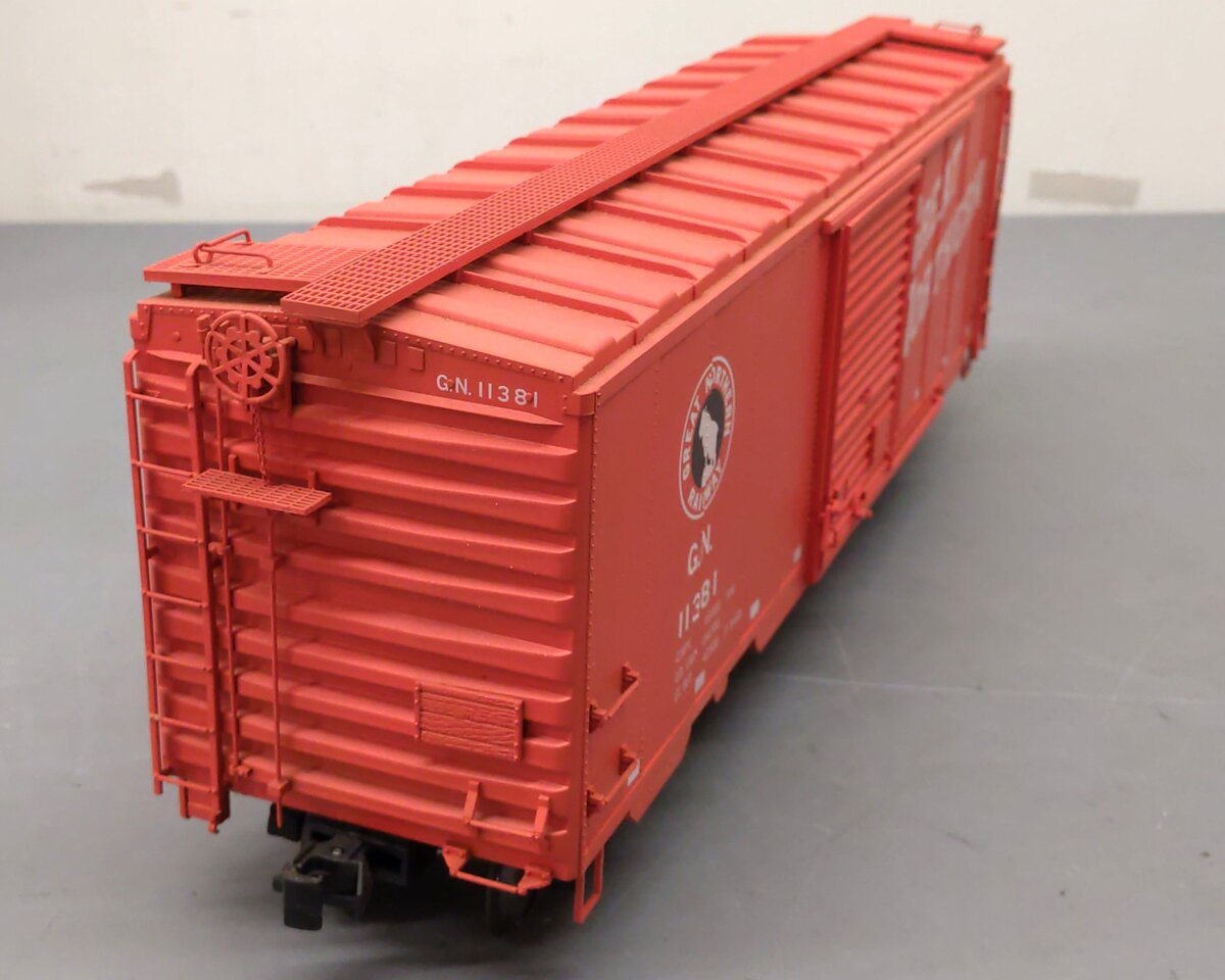 Canada B1072 G Scale Great Northern PS-1 Boxcar #11381 EX/Box