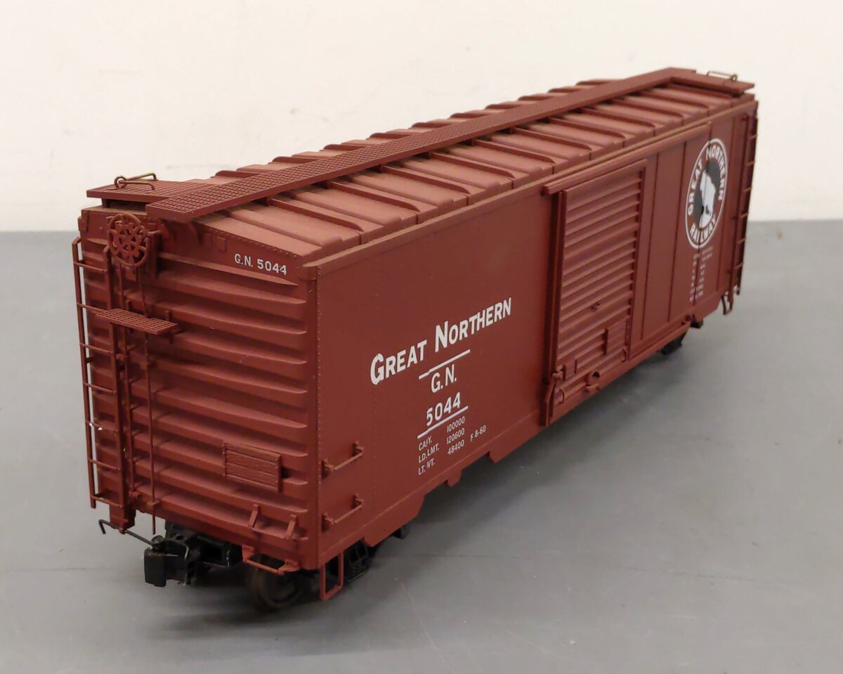 Canada B1071 G Scale Great Northern PS-1 Boxcar #5044 LN/Box