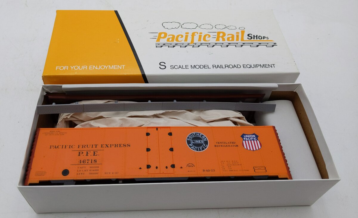 Pacific Rail 2302 S Gauge Steel Ice Refrigerator  Kit #46718 MT/Box