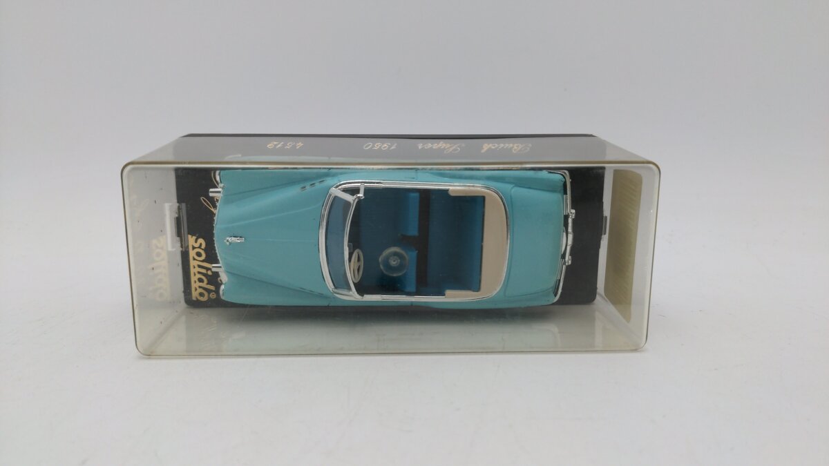 Solido 04512 1:43 Scale Die Cast Blue w/Off White Top 1950 Buick Super in Case EX/Box