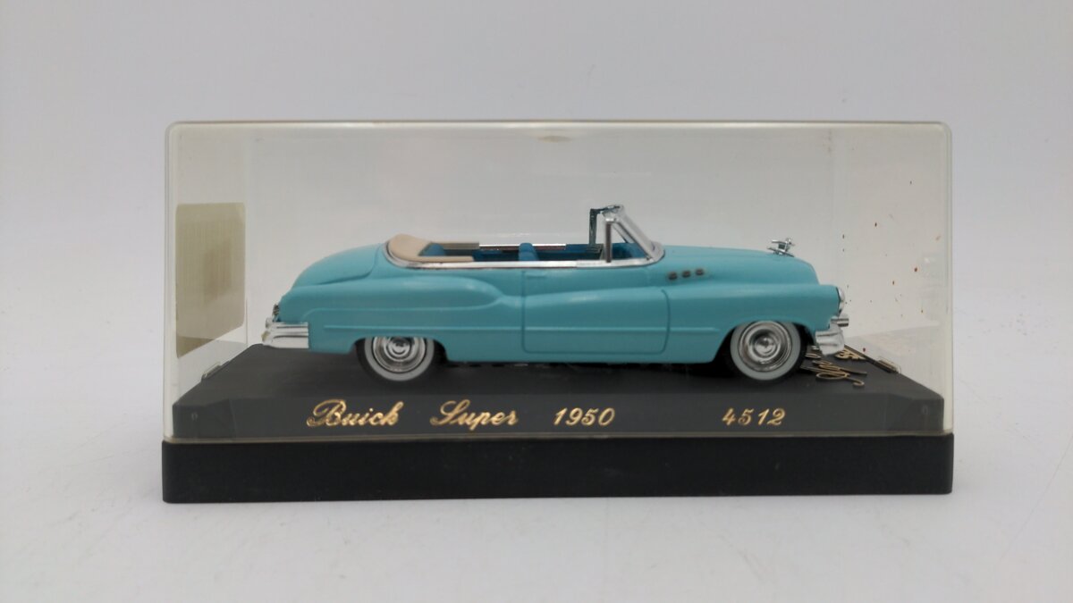 Solido 04512 1:43 Scale Die Cast Blue w/Off White Top 1950 Buick Super in Case EX/Box