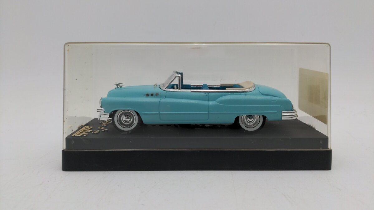Solido 04512 1:43 Scale Die Cast Blue w/Off White Top 1950 Buick Super in Case EX/Box