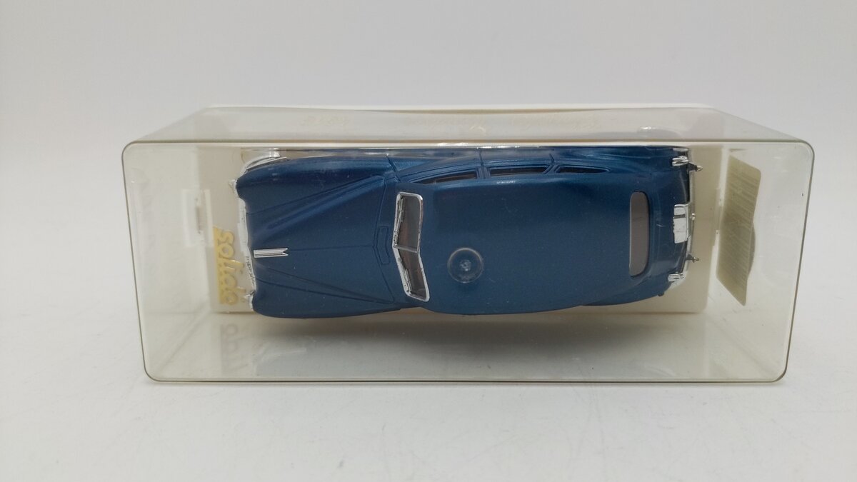 Solido 04513 1:43 Scale Age D'Or Blue Chrysler Windsor Diecast W/Plastic Case 6" EX/Box