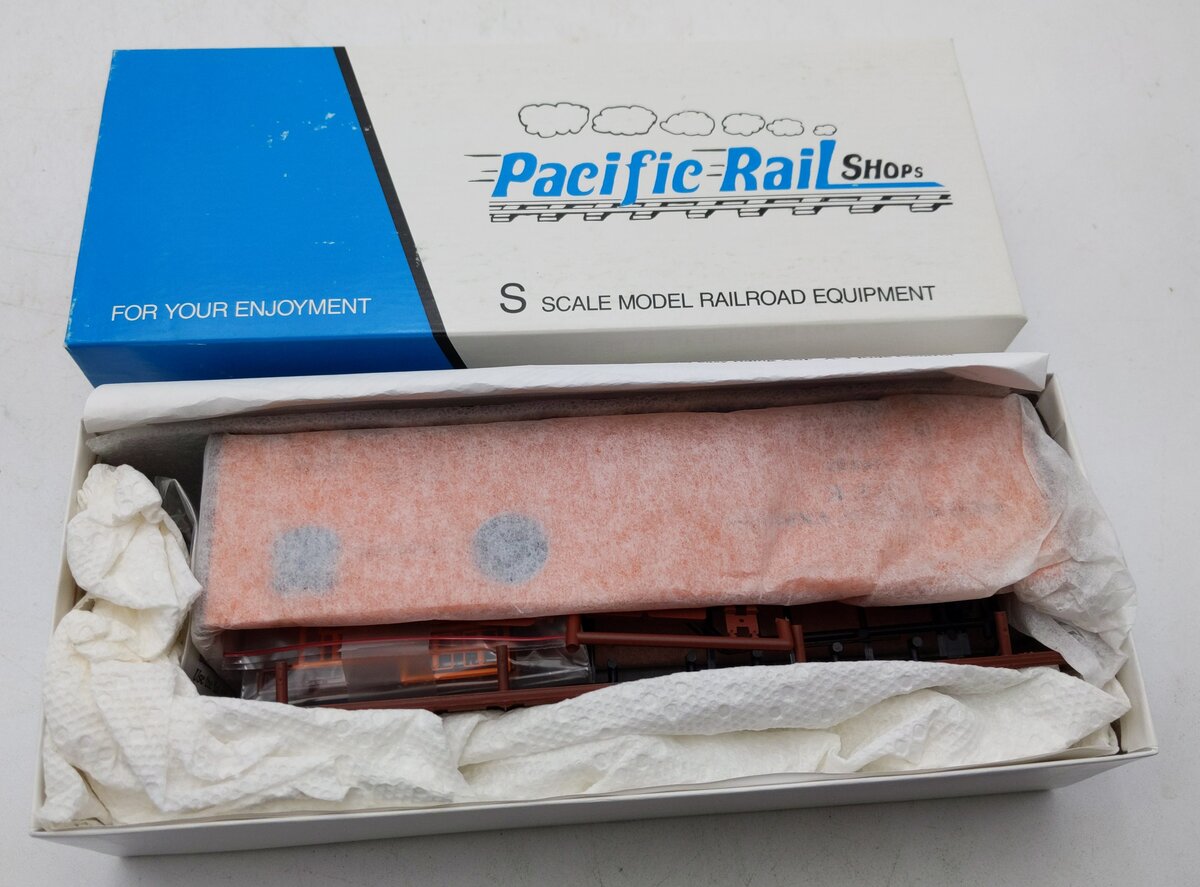 Pacific Rail 2322.4 S Gauge Steel Ice Refrigerator  Kit #46755 MT/Box