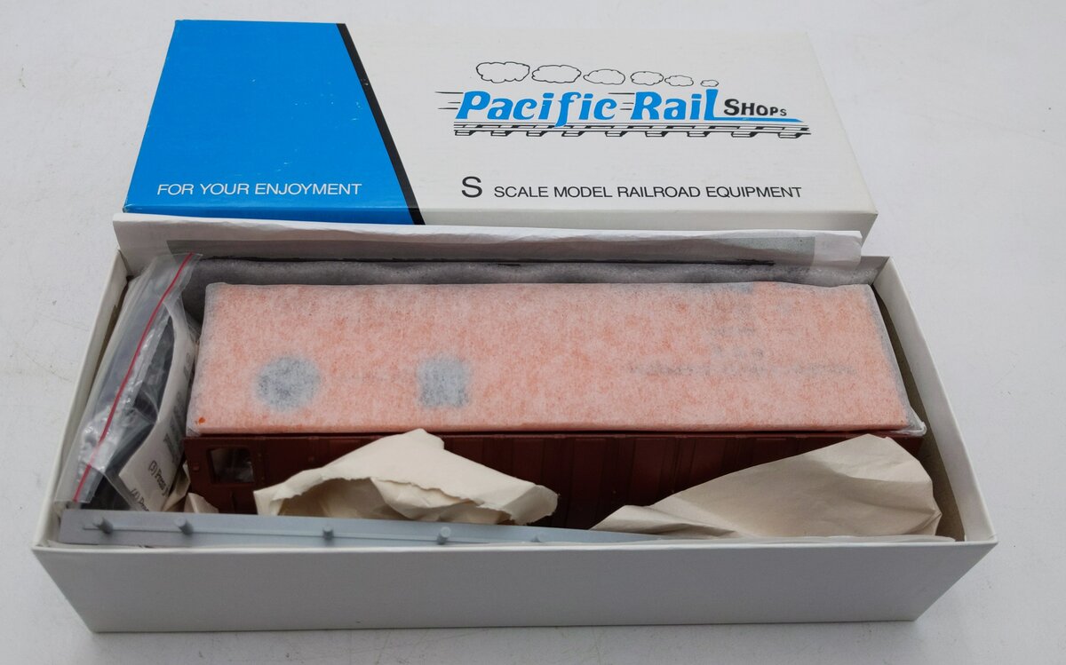 Pacific Rail 2322.6 S Gauge Steel Ice Refrigerator  Kit #46767 MT/Box
