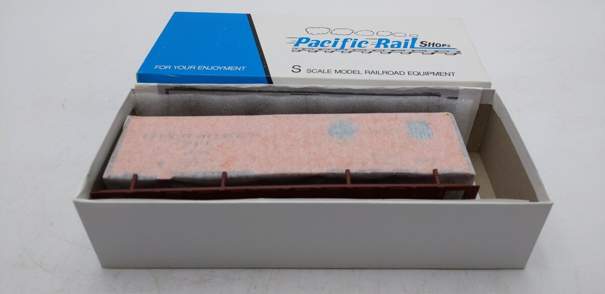 Pacific Rail 2322.2 S Gauge Steel Ice Refrigerator  Kit #46738 MT/Box