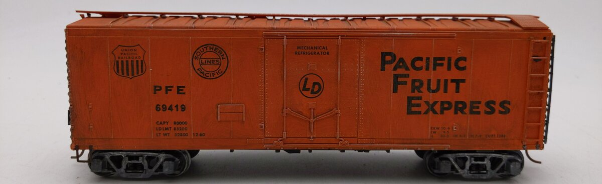 American Models  S Scale PFE Boxcar Weathered #69419 EX