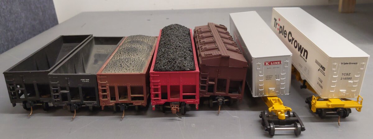 Assorted S Scale Assorted Freight Cars [7] EX