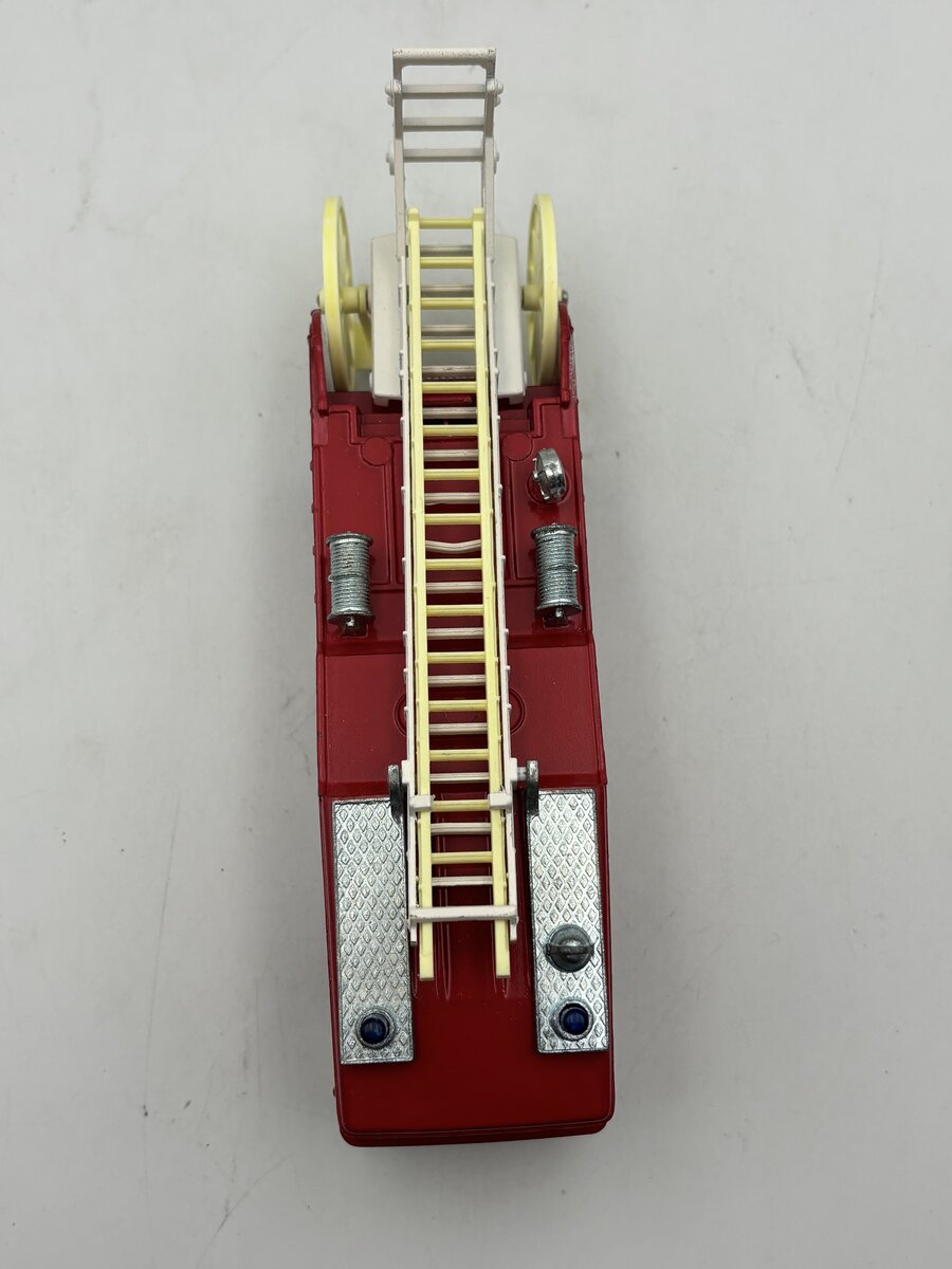 Dinky 266 1:43 E.R.F. Fire tender EX/Box