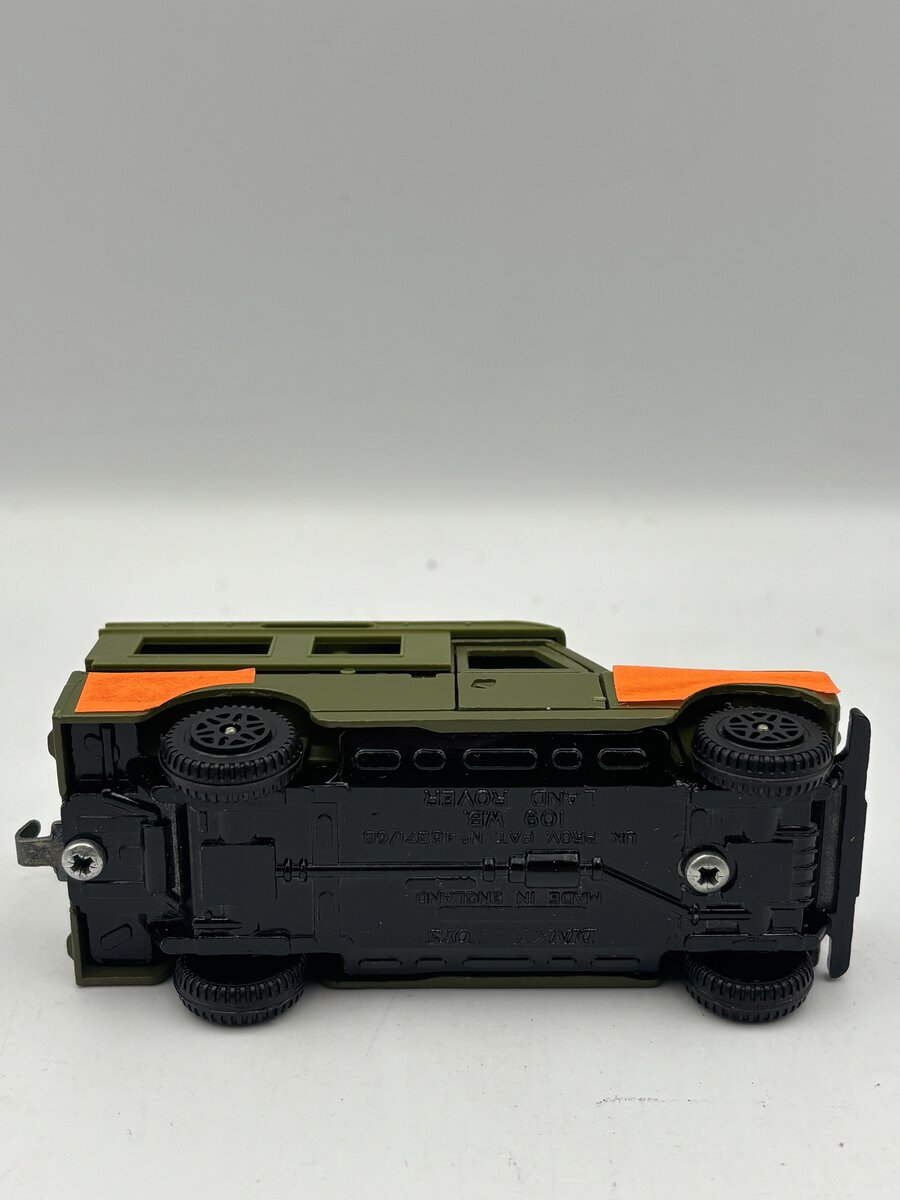 Dinky 604 1:43 Land Rover Bomb Disposal Unit EX/Box