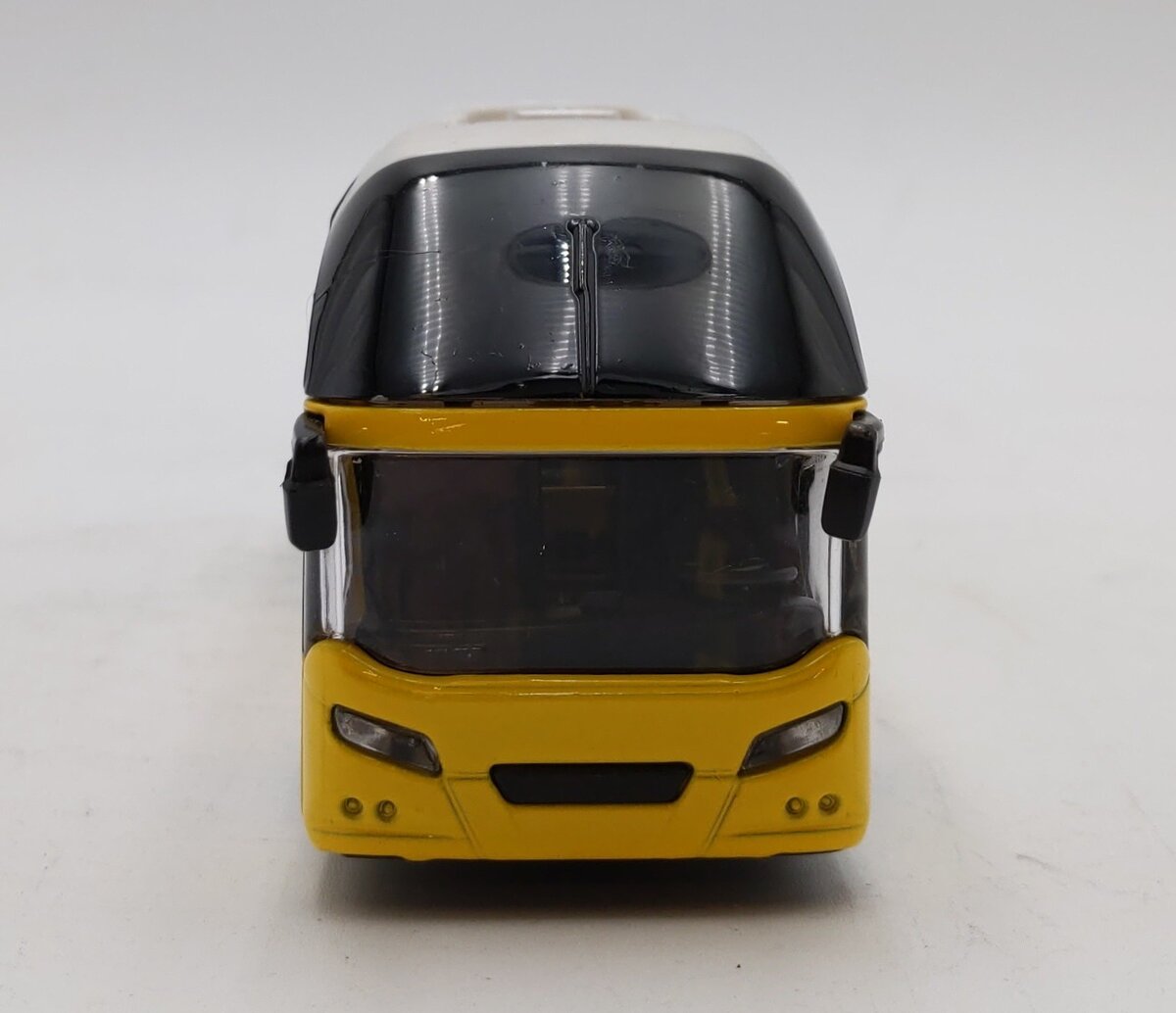 Yutong Premier Express Coach Eco8100  W/ Sound and Lights EX
