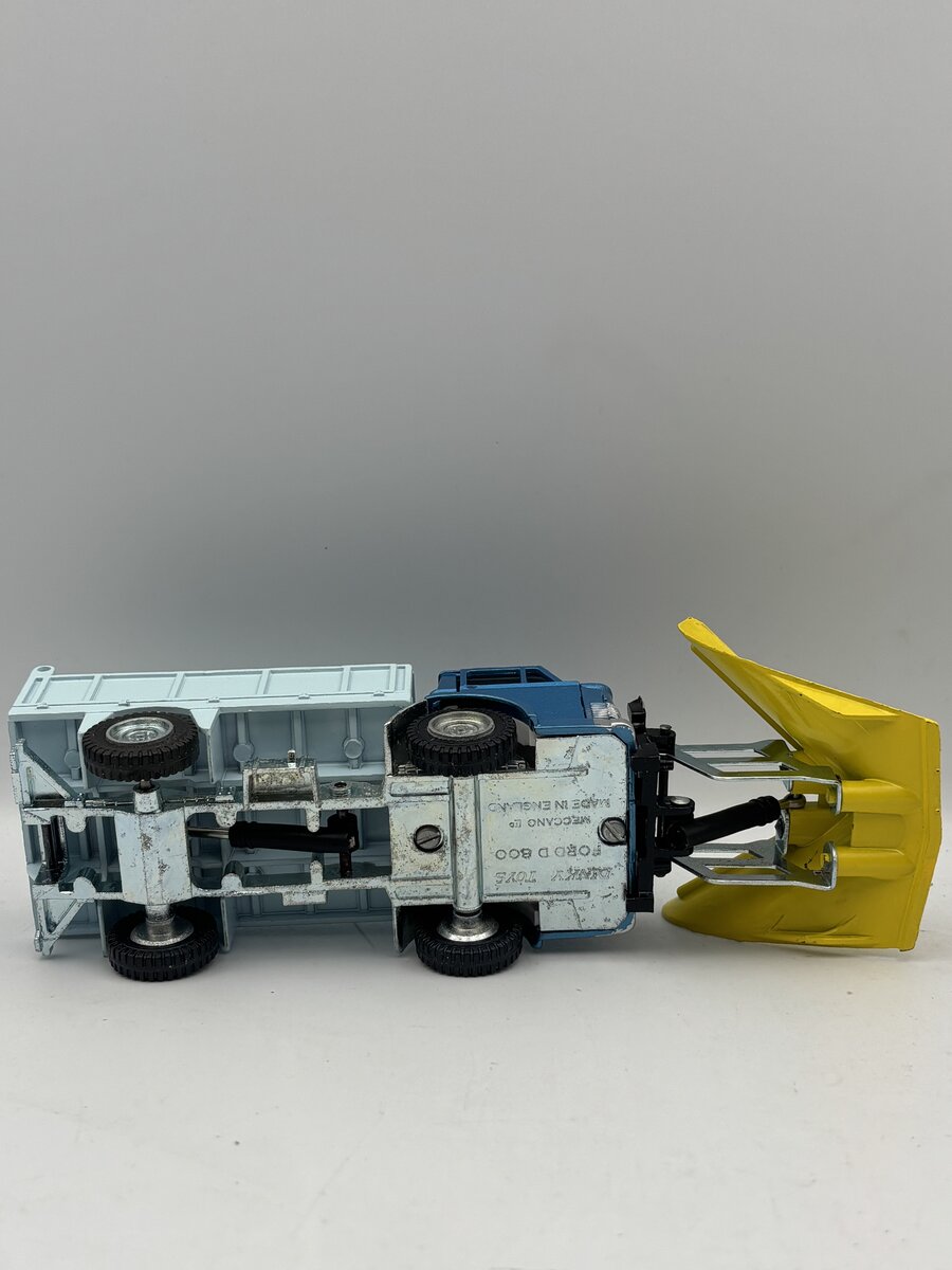 Dinky 439 1:43 Ford D800 Snow Plough & Tipper Truck EX/Box