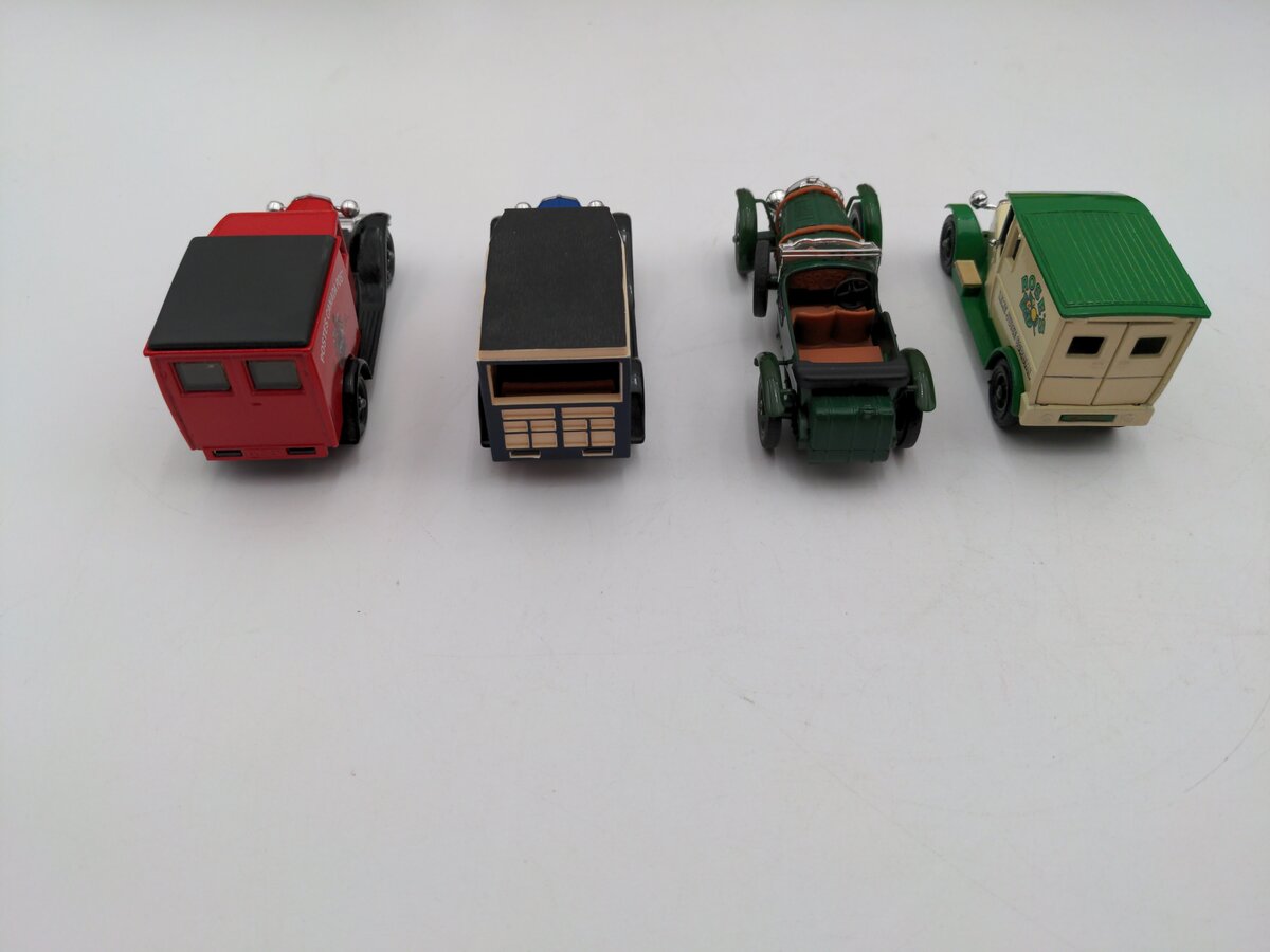 Matchbox Y-22/Y-2/Y-21/Y-5 Yesteryears Assorted Cars [4] EX/Box