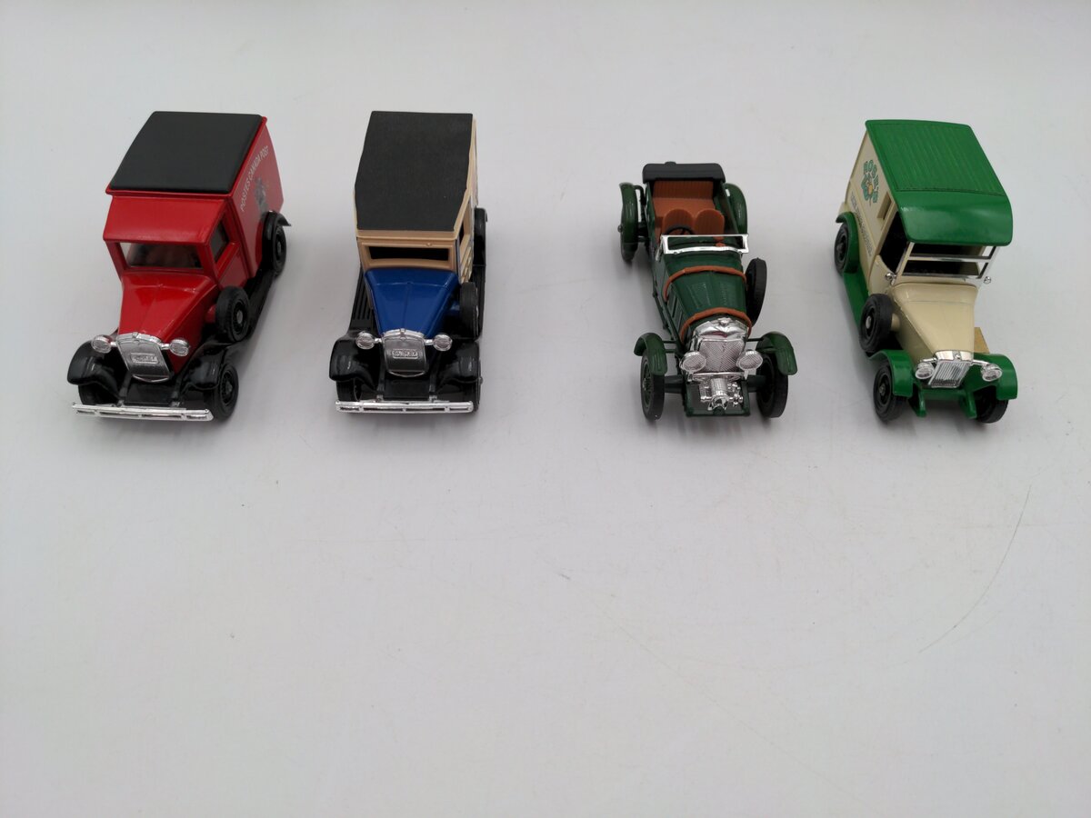 Matchbox Y-22/Y-2/Y-21/Y-5 Yesteryears Assorted Cars [4] EX/Box