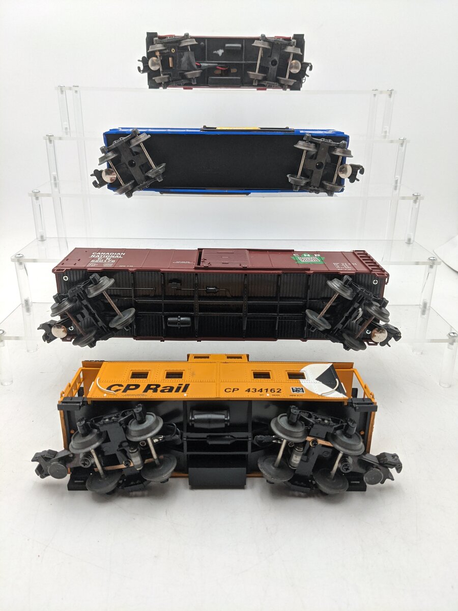 MTH & Other O Gauge Assorted Train Cars [4] EX