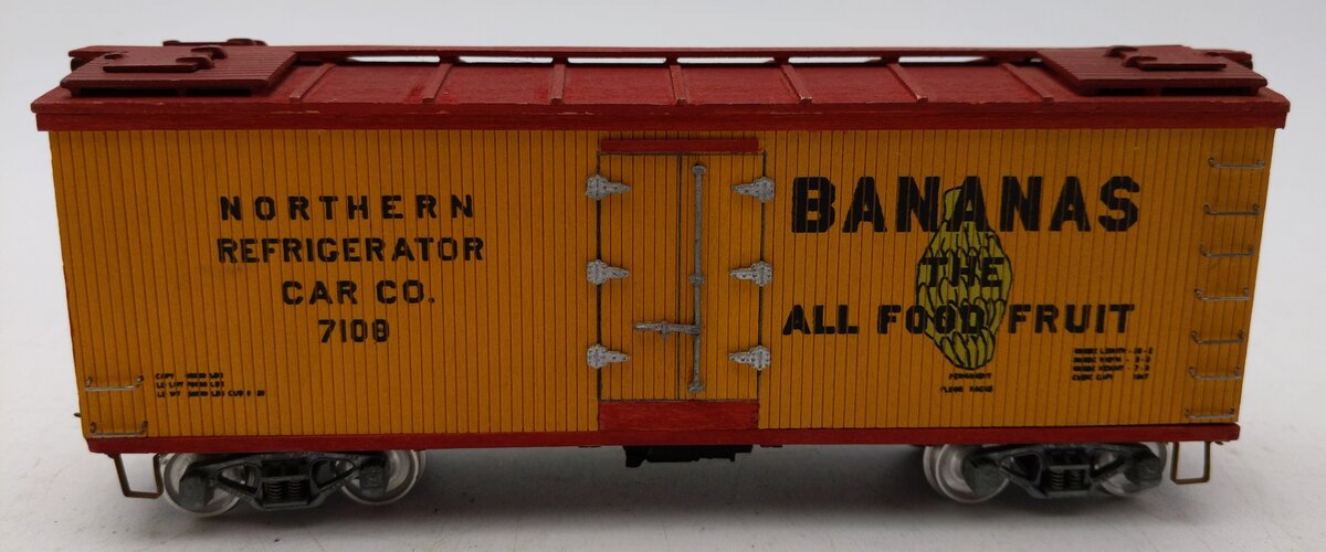S Scale Bananas The All Food Fruit Refrigerator Car #7108 EX