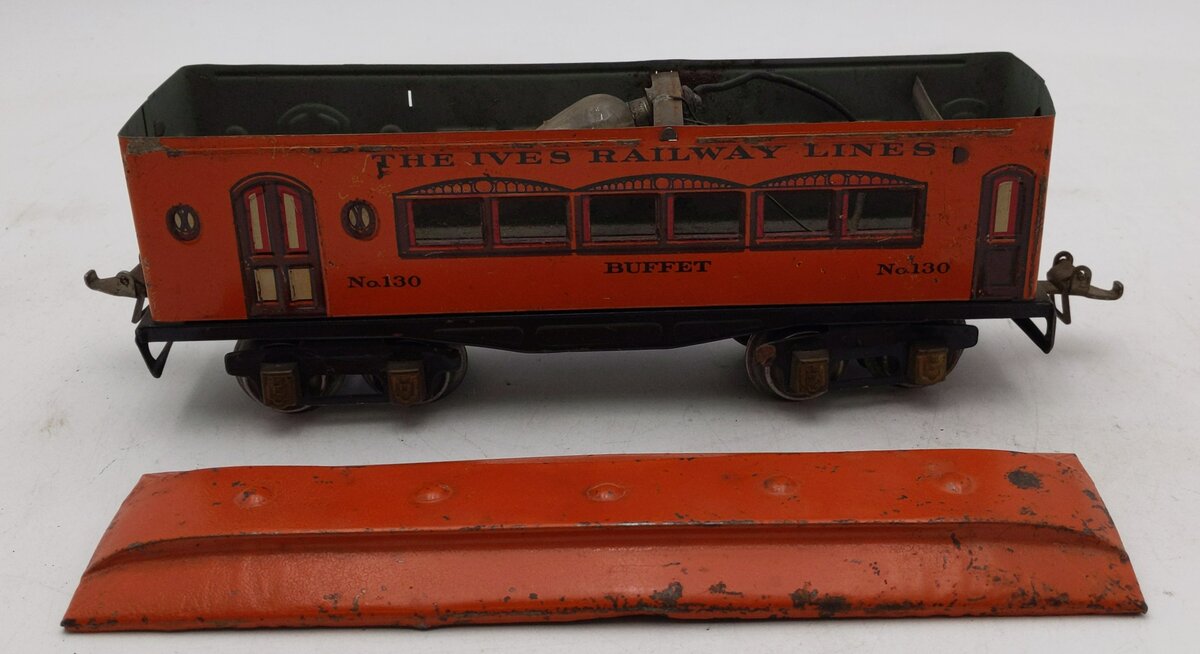 Ives 130 Vintage O Gauge Passenger Buffet Car