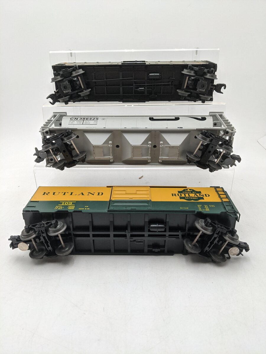 MTH & Other Assorted Freight Cars [3] EX