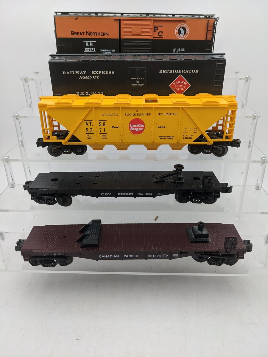 Lionel & Other O Assorted Train Cars [5] EX