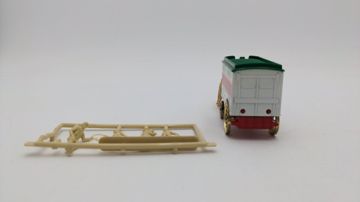 Lledo Models of Days Gone Turnbull & Co. Removers Horse Drawn Wagon W/4 Figures EX/Box