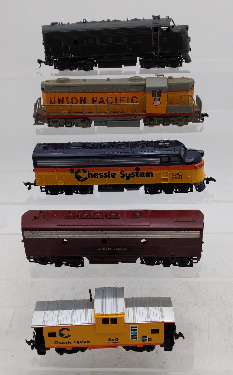 Bachmann & Other HO Locomotives and Freight Cars [5] EX