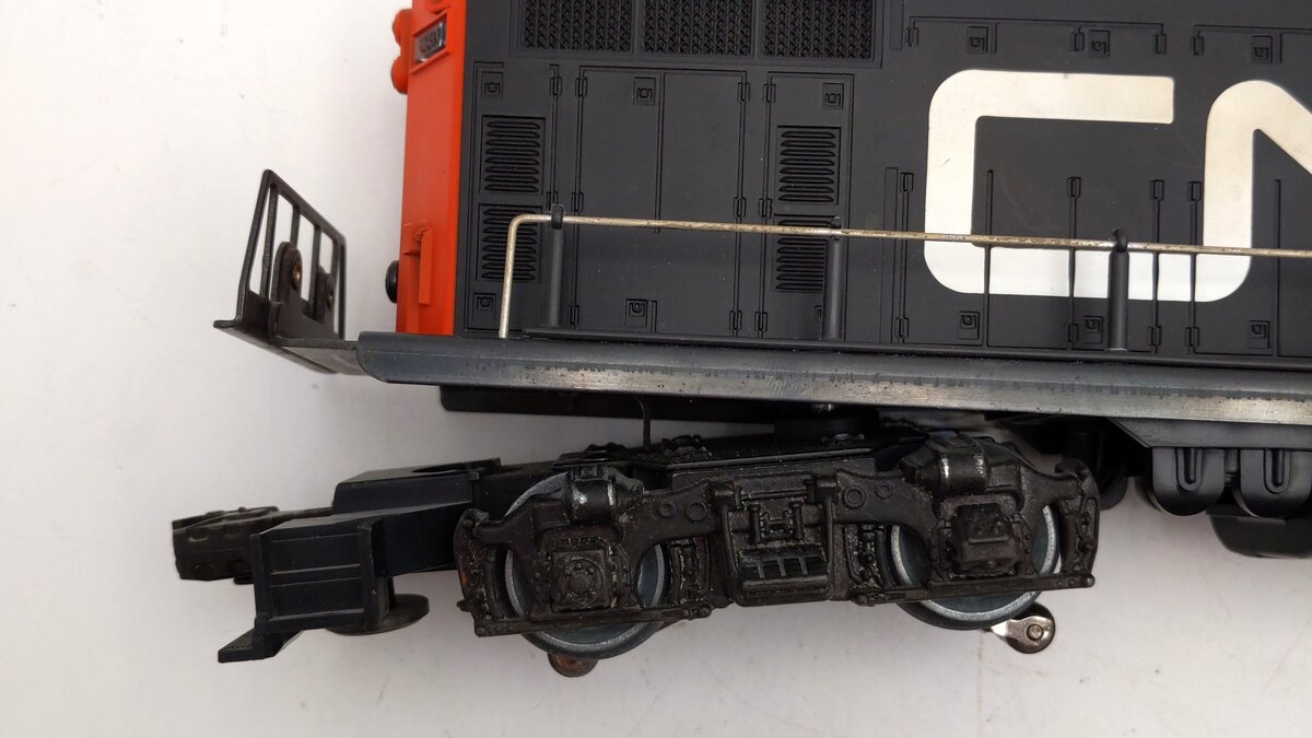 Lionel 6-8031 O Gauge Canadian National GP7 Dummy Diesel Locomotive EX