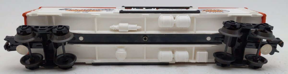 Lionel 6-9860 O Gauge Gold Medal Flour Billboard Reefer Car EX