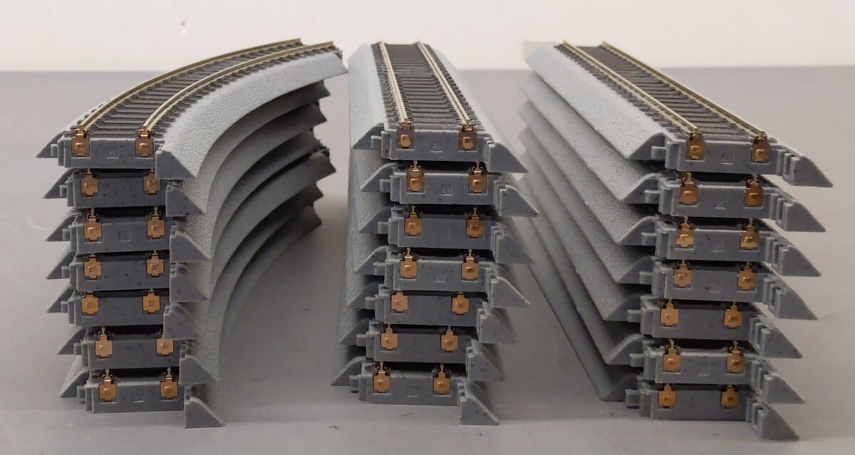 Walthers 931-1351/1352 HO Assorted Power-Loc Track- 9