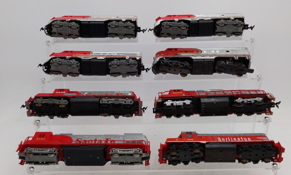Bachmann & Other HO Santa Fe Locomotives [8]