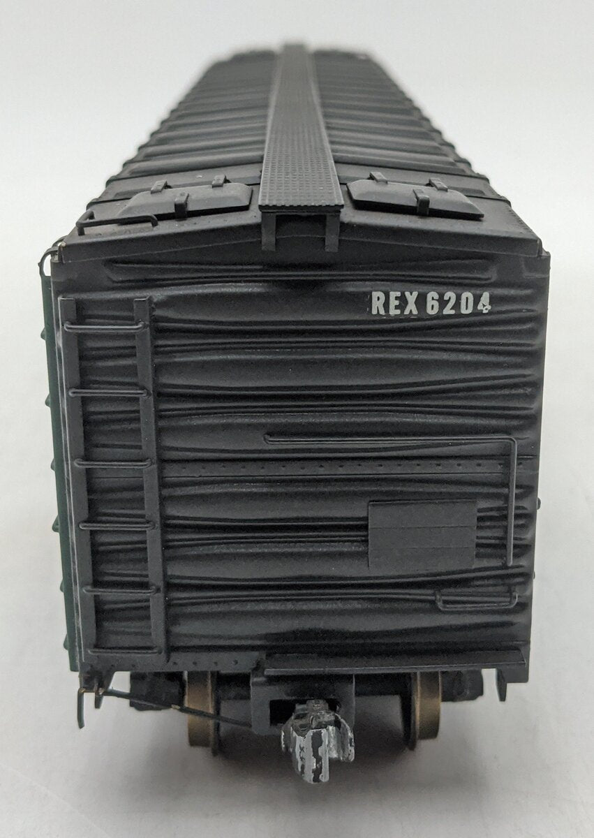 Max Gray O Scale Brass REA 50' Steel Plug-Door Reefer #6204 (2-Rail) - Painted