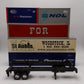 Walthers HO Containers [5] with Flat Panel and [2] Flatbed Semi-Tailer LN