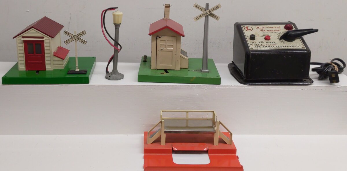 Lionel Assorted O Gauge Accessories and transformer #45N,145,71,3462P, RW  [5] VG