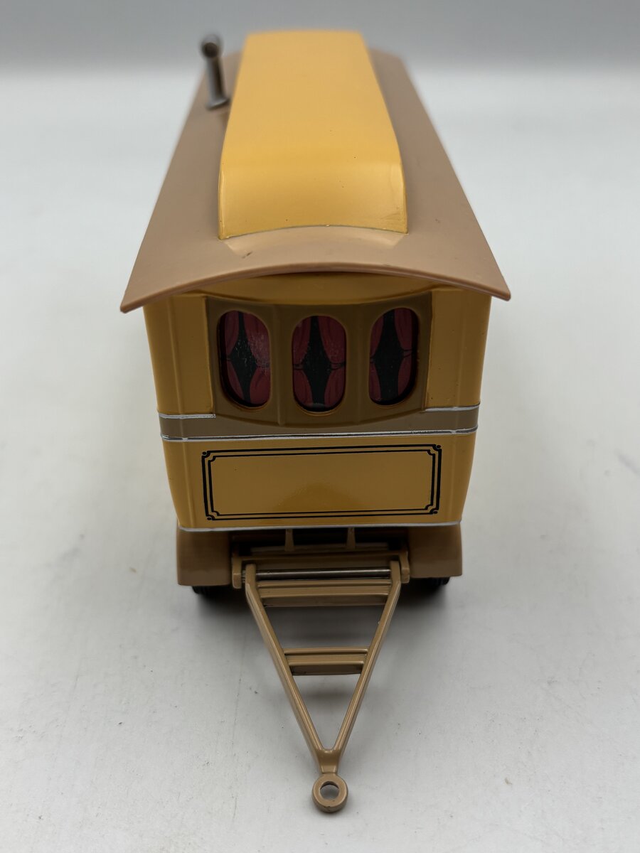 Corgi 97888 1:50 Chipperfields Foden Closed Pole Truck with Caravan  EX/Box