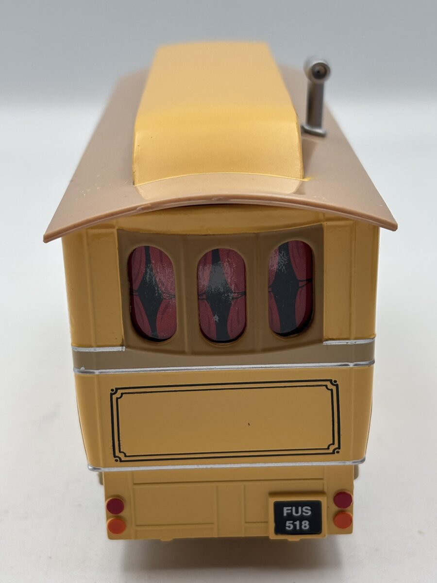 Corgi 97888 1:50 Chipperfields Foden Closed Pole Truck with Caravan  EX/Box